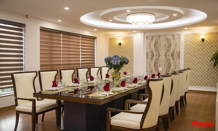 slide-hoa-sua-nguyen-du-10