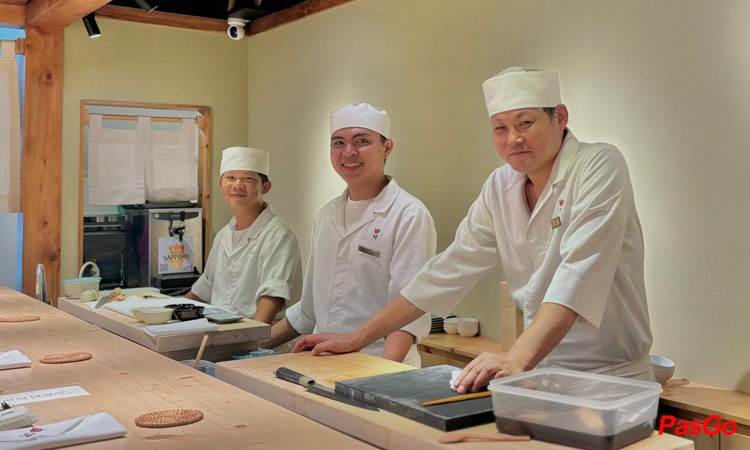 Slide Kizuna Sushi 11