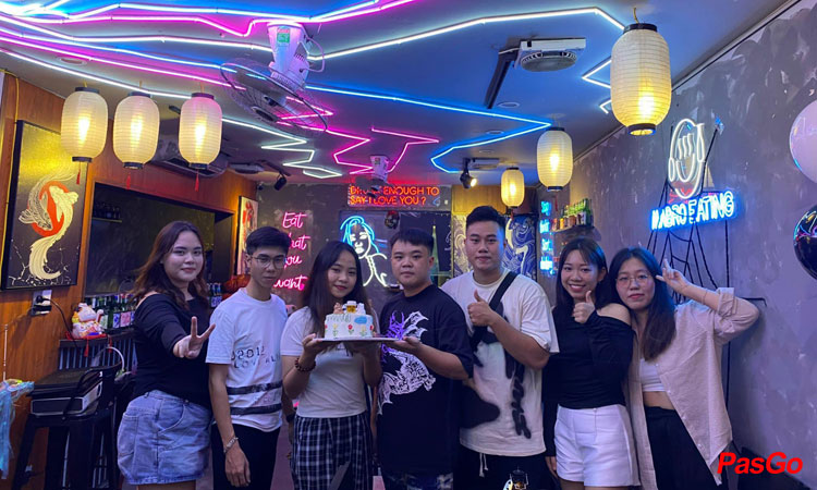 Slide mabro eating 12