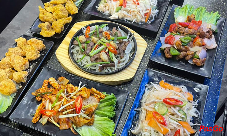 Slide mabro eating 2