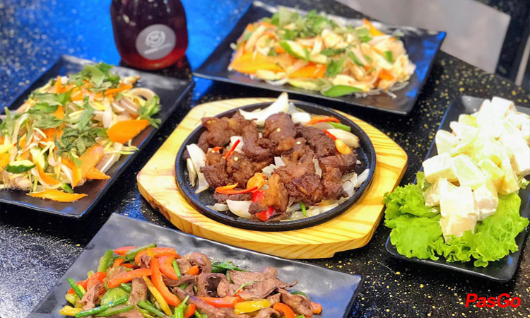 Slide mabro eating 7