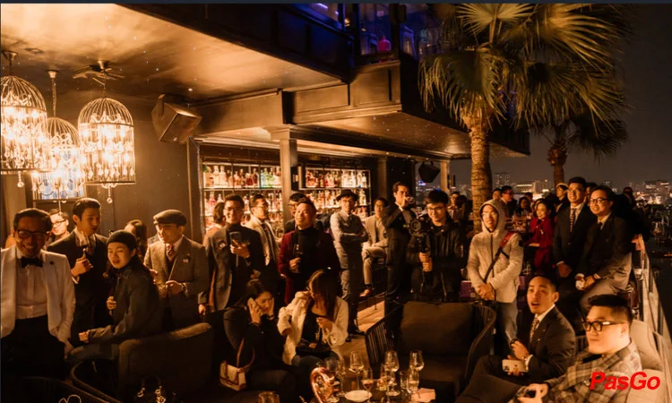 slide-Majesty-Skybar-Cau-Go-11