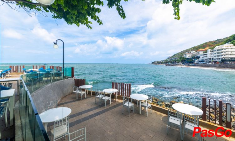 slide marina seafood 4