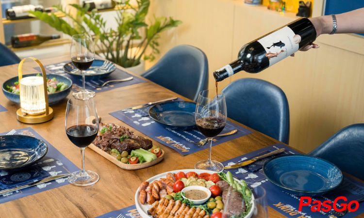 slide mega dunk bistro 17