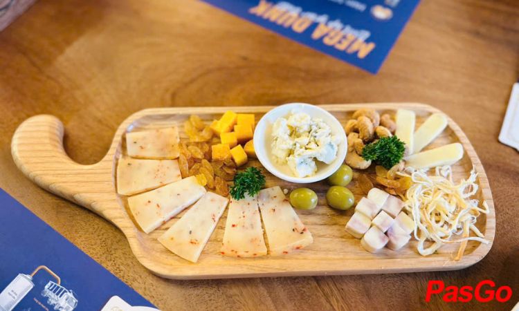 slide mega dunk bistro 4