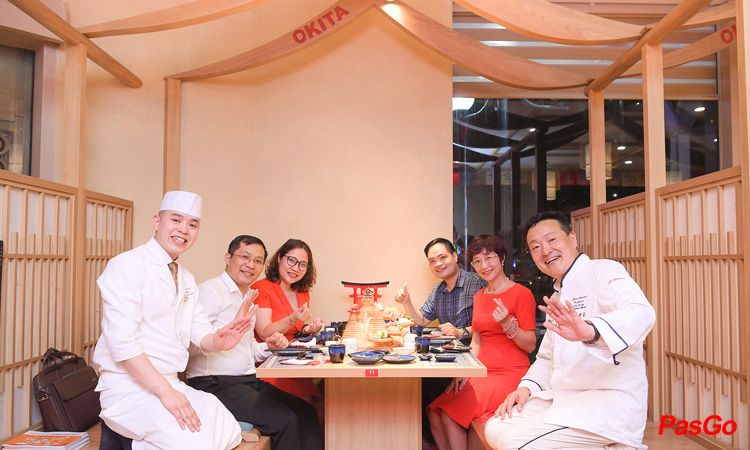 Okita - Hoàng Đạo Thúy - 11