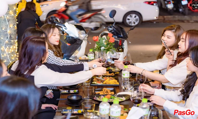 Nhà hàng Phỉnh - Nguyễn Thị Thập 11