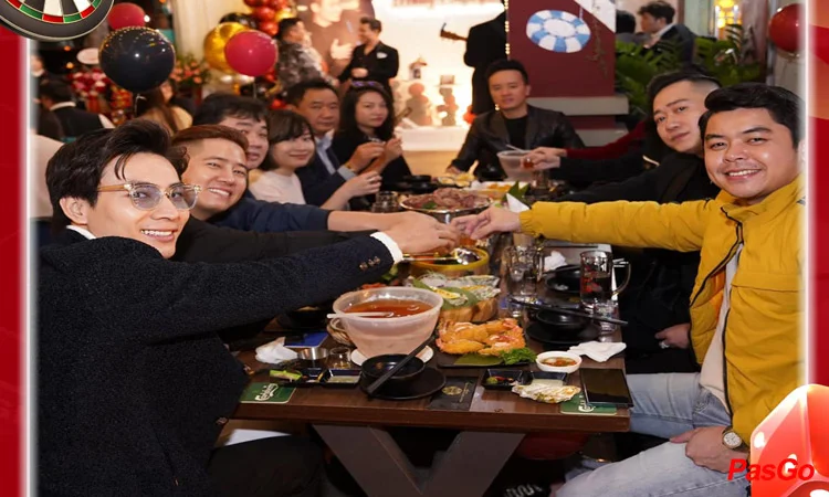 Nhà hàng Phỉnh - Nguyễn Thị Thập 12