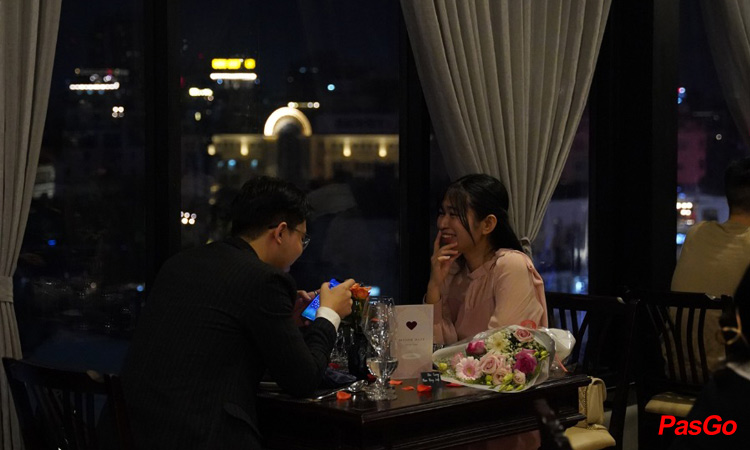 Slide san dinning 12