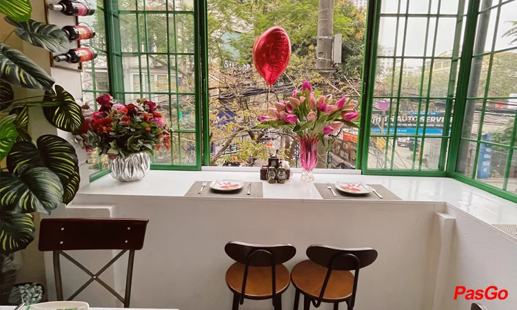 Slide Steakbox & Bistro 12