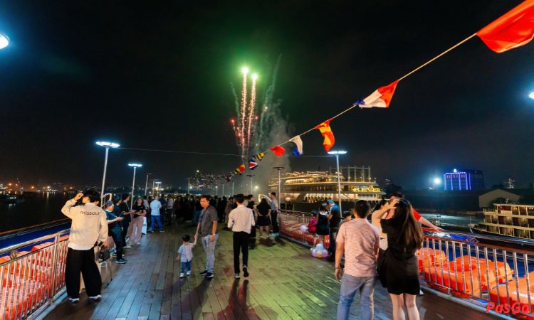 slide-tau-ben-nghe-moi-1