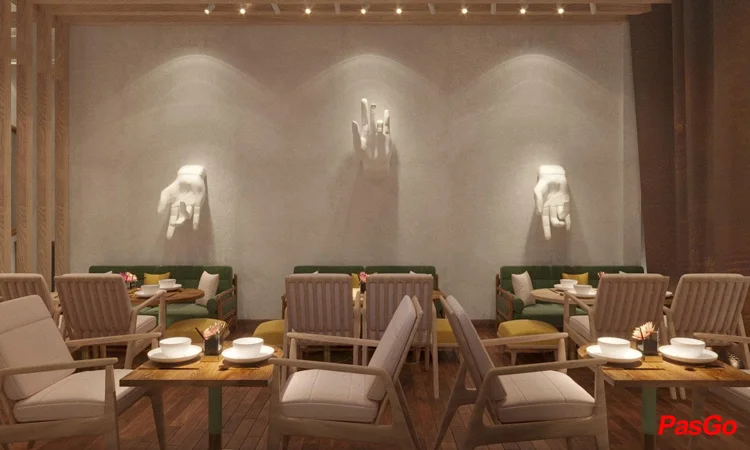 Slide Thanh Hoàng Vegetarian BIstro 10