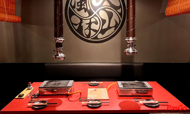 Slide toshiro bbq 11