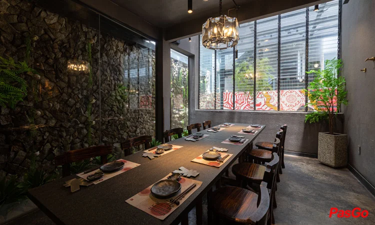 Slide-yen-sake-sushi-&-sake-pub-10