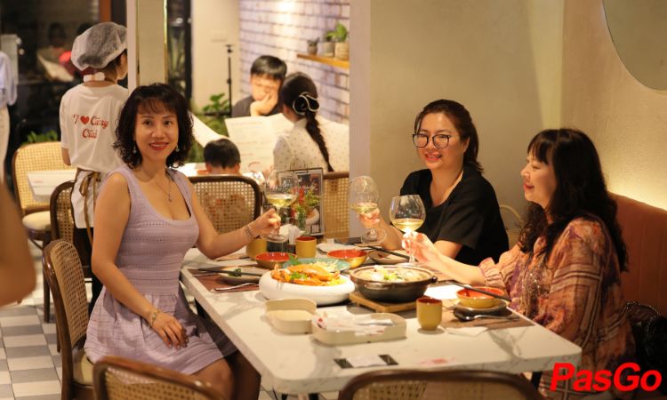 slide yiam yiam seafood đào tấn 10