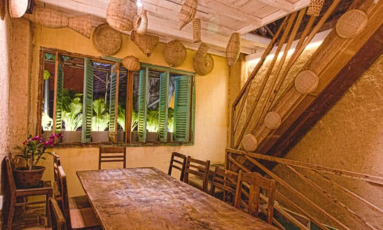 nha-hang-ngoc-chau-garden-slide-11