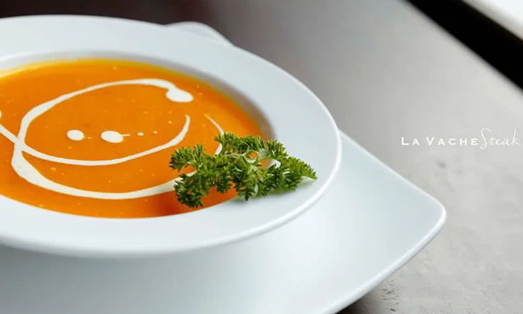 nha-hang-lavache-steak-slide-8