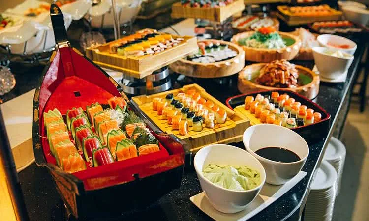 su-buffet-nguyen-du-giao-thoa-am-thuc-a-au-2