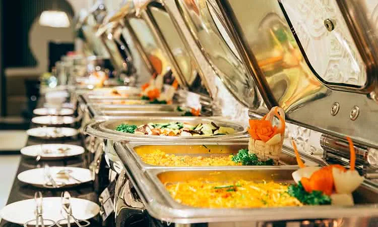 su-buffet-nguyen-du-giao-thoa-am-thuc-a-au-3