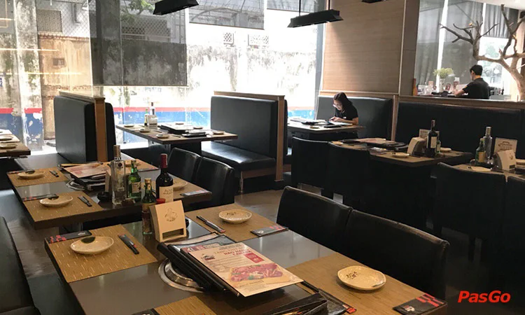 sumo-bbq-huynh-thuc-khang-slide-10