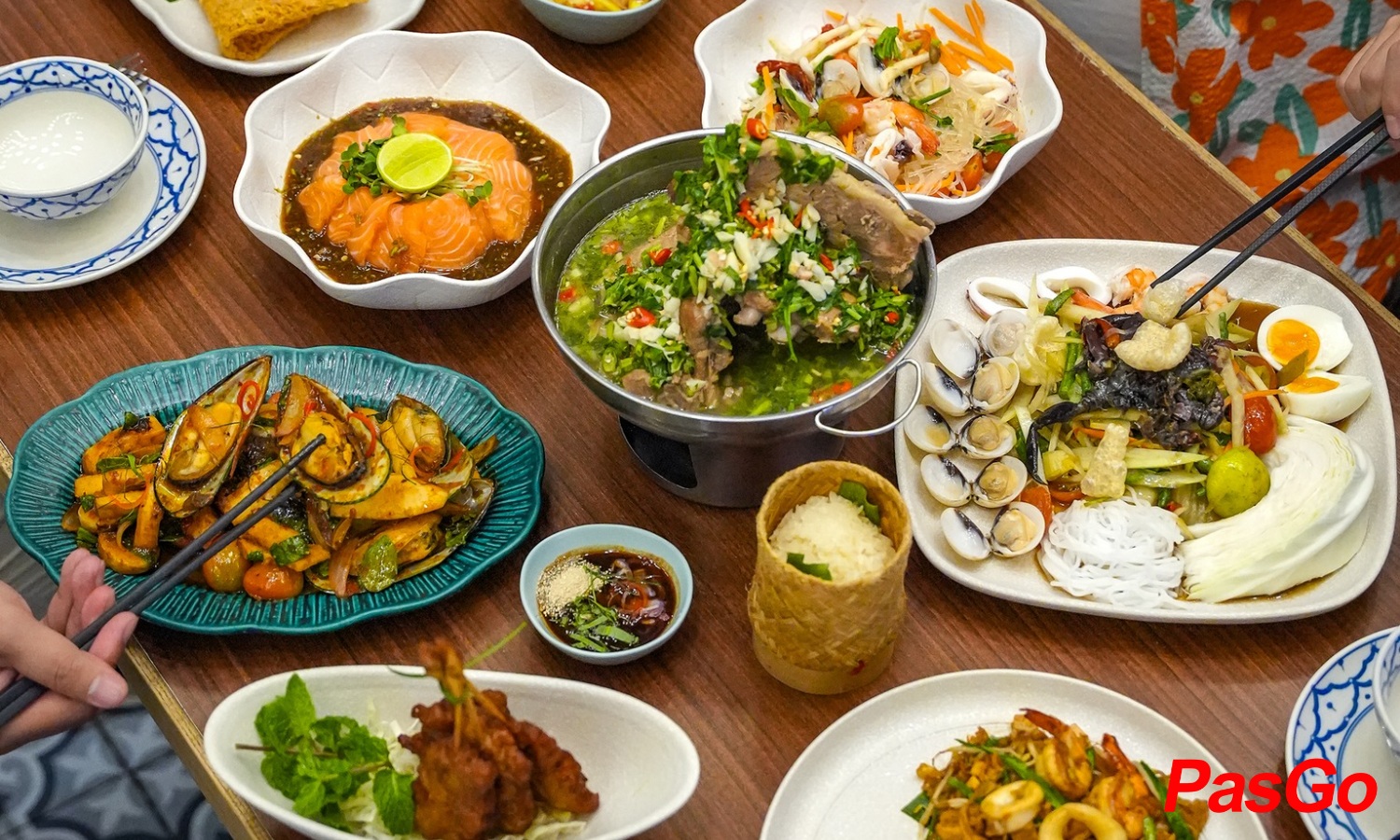 Thai Market Vincom Lê Văn Việt 6