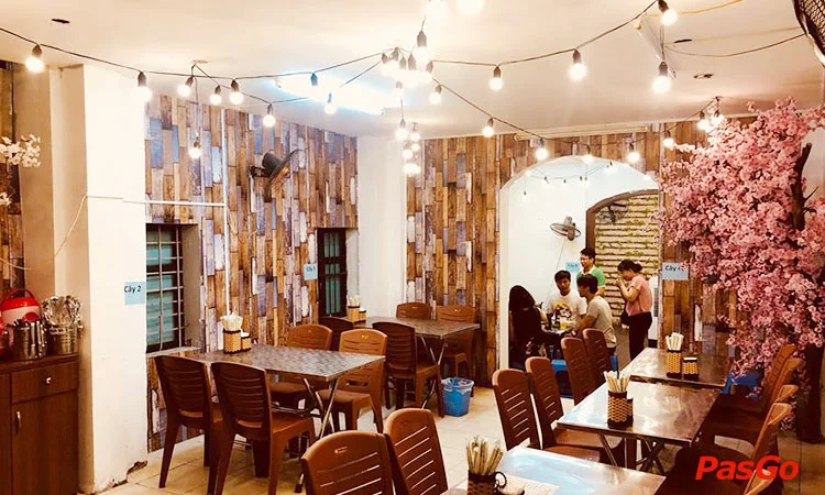 phui-quan-74-tran-hung-dao-nhau-kieu-phui-cuc-chat-9