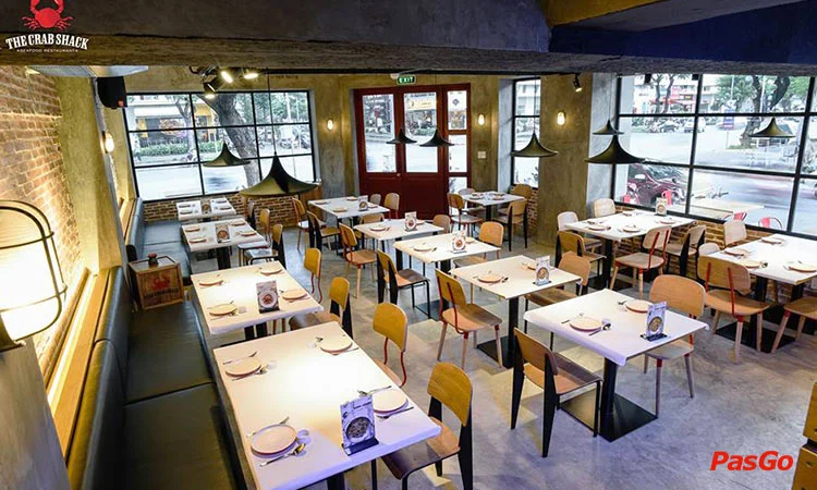 the-crab-shack-phu-my-hung-slide-11