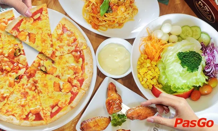 the-pizza-company-big-c-oriental-slide-8