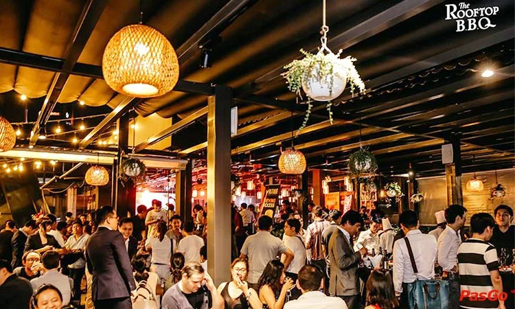 the-rooftop-bbq-le-duan-slide-10