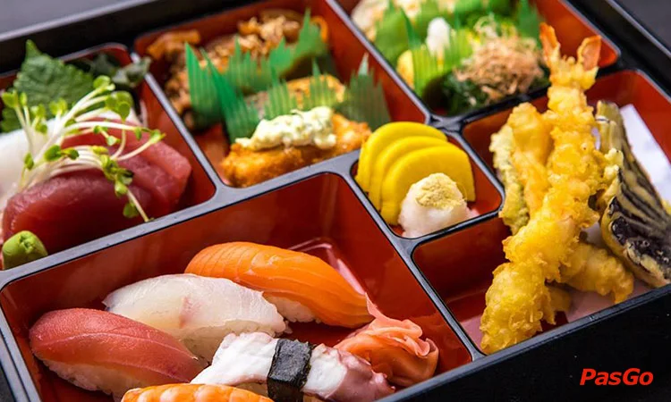 the-sushi-bar-khu-cong-vien-bac-tuong-dai-duong-2-thang-9-6