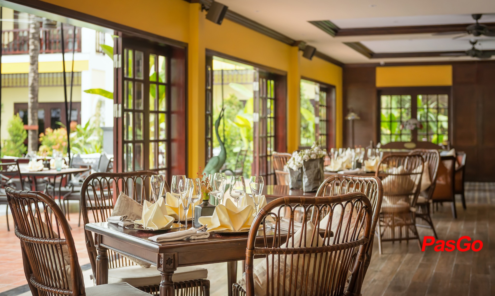 the-temple-restaurant-lounge-10