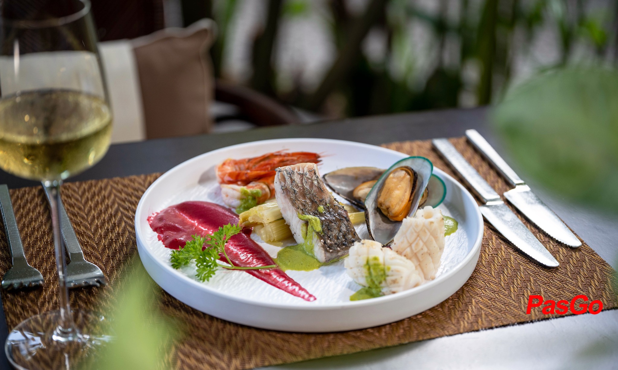 the-temple-restaurant-lounge-7