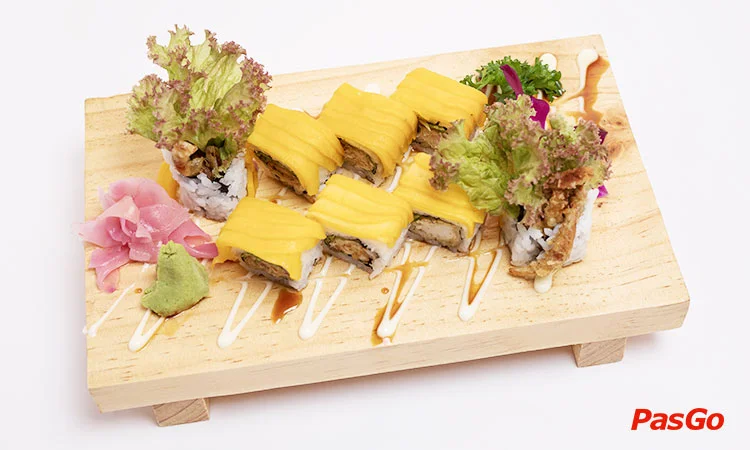 uchi-sushi-nguyen-hue-slide-6
