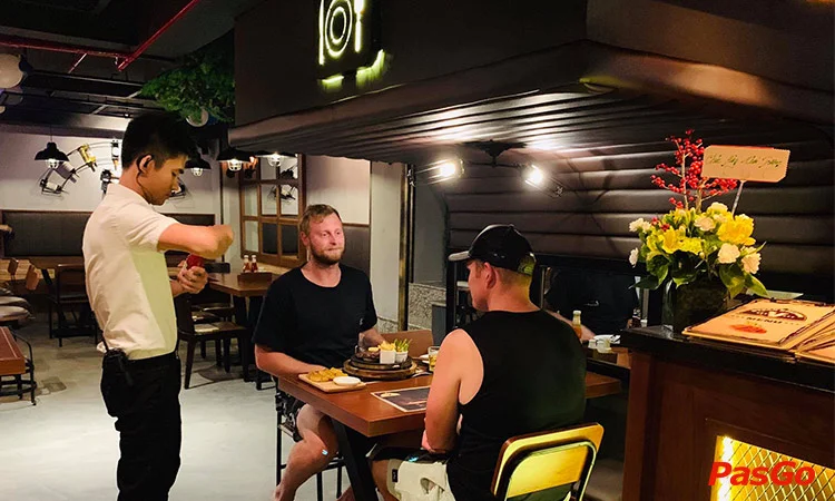 v-steak-station-bui-thi-xuan-12