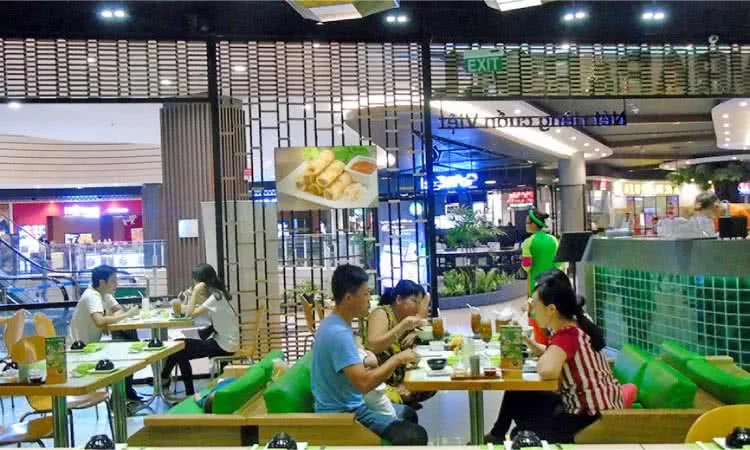 wrap-and-roll-aeon-mall-binh-tan-10
