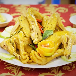 ẨM THỰC BA TÌNH – NƠI HỘI TỤ ẨM THỰC BA MIỀN