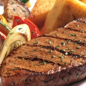 BEEFSTEAK TITI – BÍT TẾT HƯƠNG VỊ ÂU TRÊN ĐẤT VIỆT