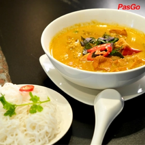 Chay bà xã 636 Nguyễn Trãi