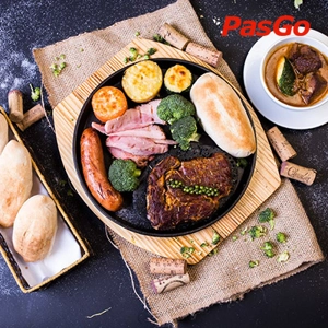 HL’S Restaurant -  Wine & Steak Nguyễn Khánh Toàn