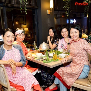 Là Saigon Hoa Đào