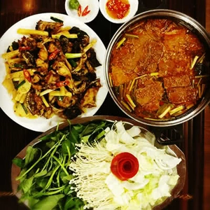 Lẩu Đức Trọc 69 Phó Đức Chính