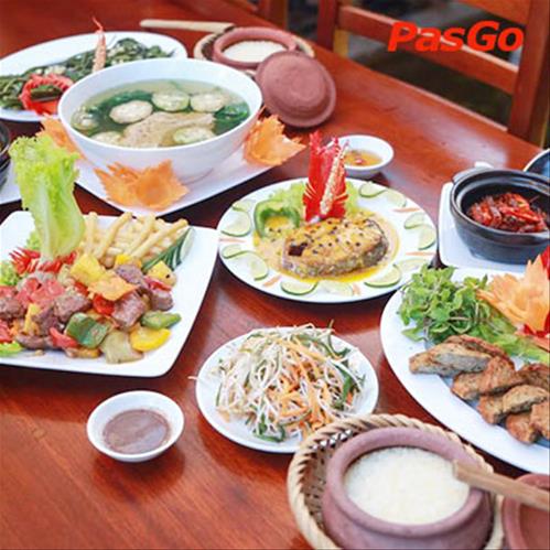 Nhà hàng Cơm Niêu Việt Xưa Trần Bạch Đằng