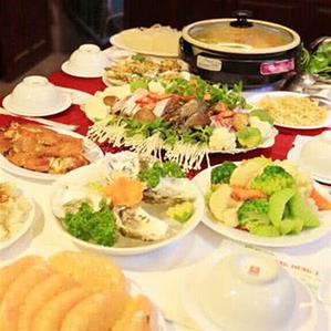 NHÀ SÀN QUÁN GIANG DUNG – NHÀ SÀN ĐỘC ĐÁO GIỮA LÒNG THỦ ĐÔ