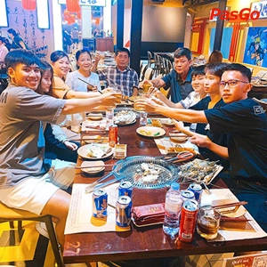 Phố Ẩm Thực Nguyễn Văn Bá