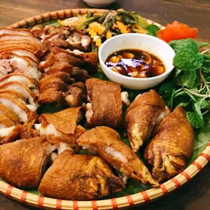 T+ Beer Club 90 Đường Láng