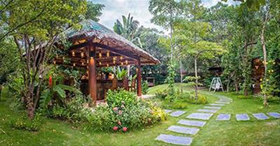 Danh sách những nhà hàng sân vườn đẹp, hút khách nhất ở Hà Nội 