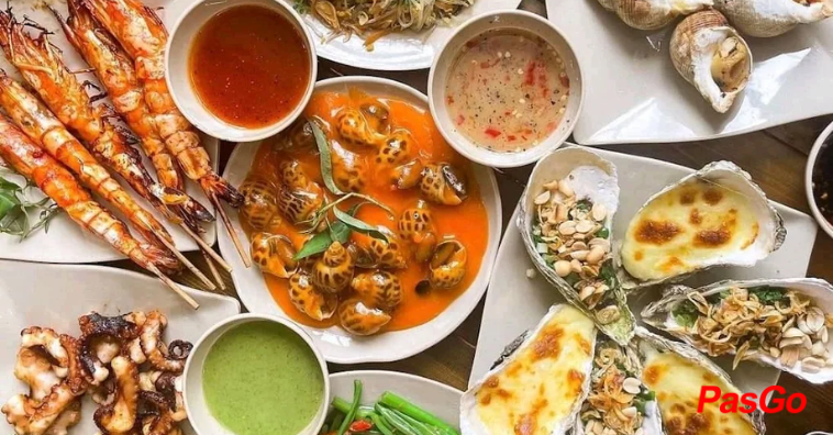 Top 10+ Nhà hàng hải sản QUY NHƠN ngon hấp dẫn nhất mùa du lịch 2025!
