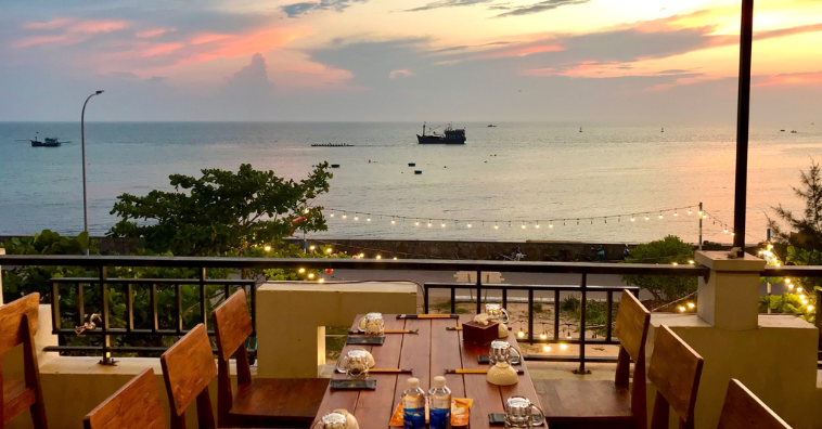 Top 10+ quán ăn ngon ở đảo Lý Sơn có không gian sát biển đáng trải nghiệm