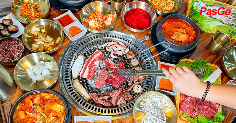 Top 10+ Quán Buffet Hải Sản Quy Nhơn NGON THẢ GA đông khách nhất 2025!