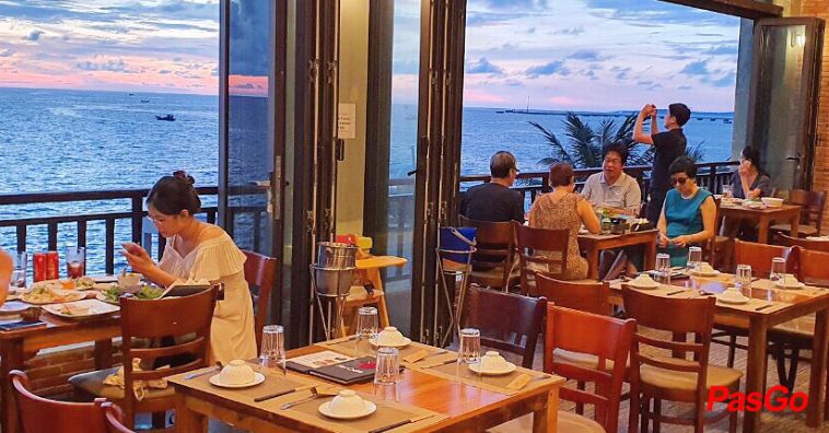 TOP nhà hàng view biển Phú Quốc có cảnh đẹp đồ ăn chất lượng